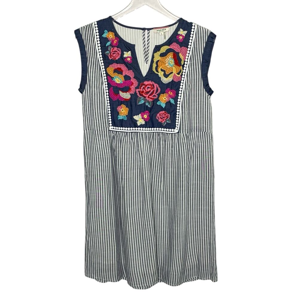 ANDREE by Unit S Blue Embroidered Floral Bib Chambray Striped Tunic Dress Boho